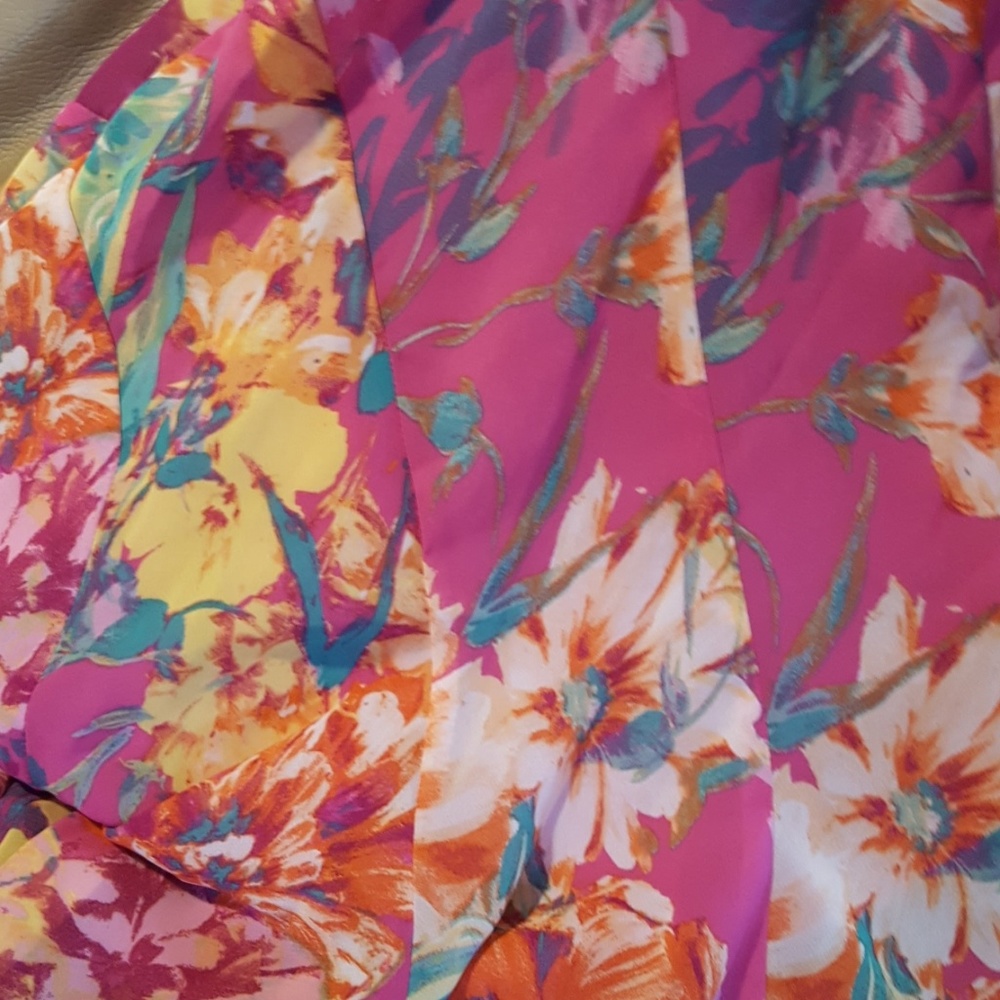 Women's New American Living v- neck dress size 6 - Picture 5 of 8